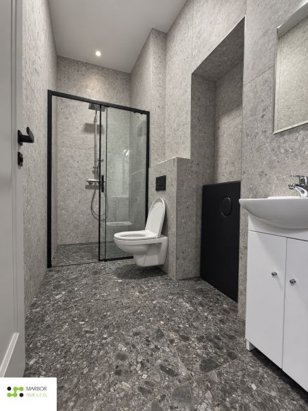 kúpeľňa s WC.jpg